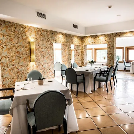 Otel Pazo Escudos &