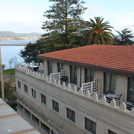 Pazo Escudos & Βίγκο