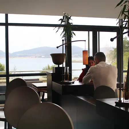 Otel Pazo Escudos & 5*