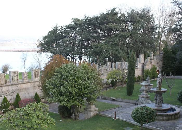 Pazo Escudos & 5* Βίγκο